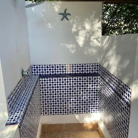 Giulia Con Piscina